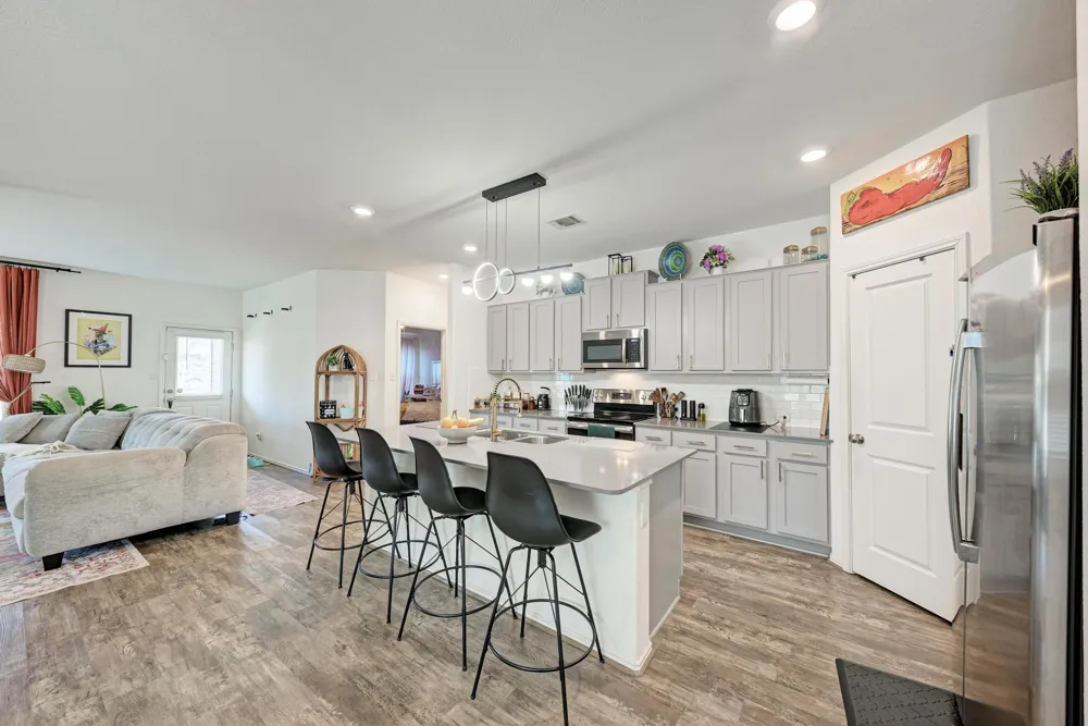 629 Shimek Lane Jarrell, TX 76537