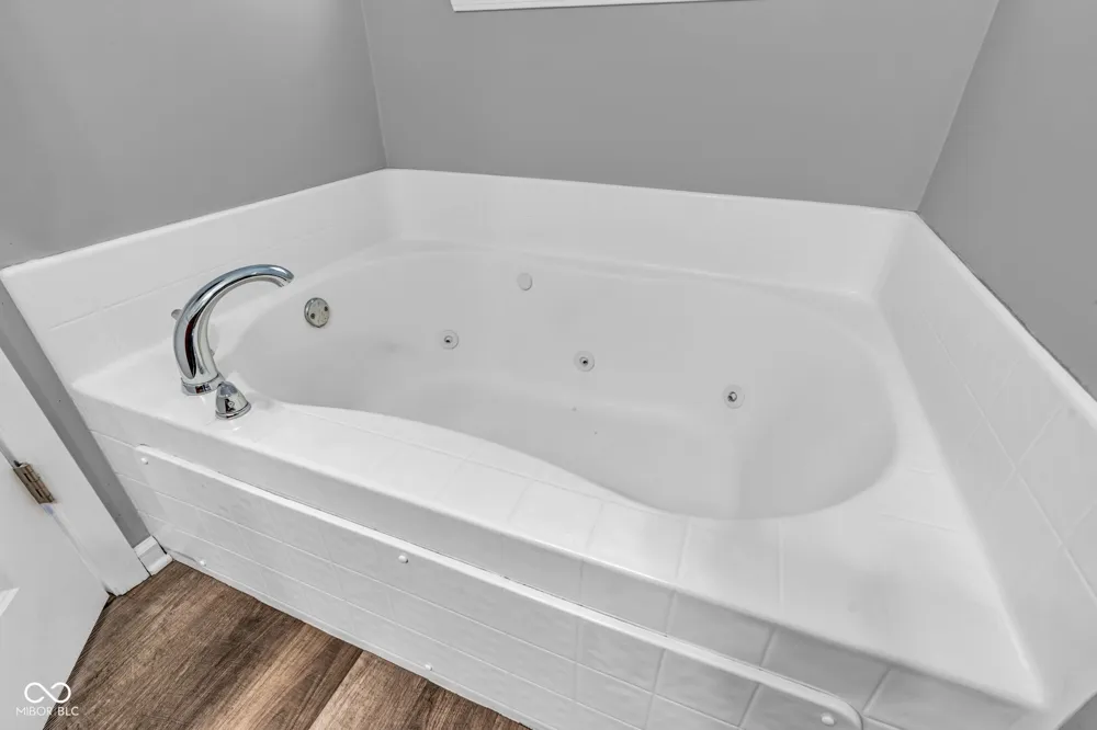 5859 Edelle Drive Indianapolis, IN 46237
