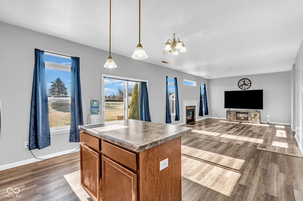 5859 Edelle Drive Indianapolis, IN 46237
