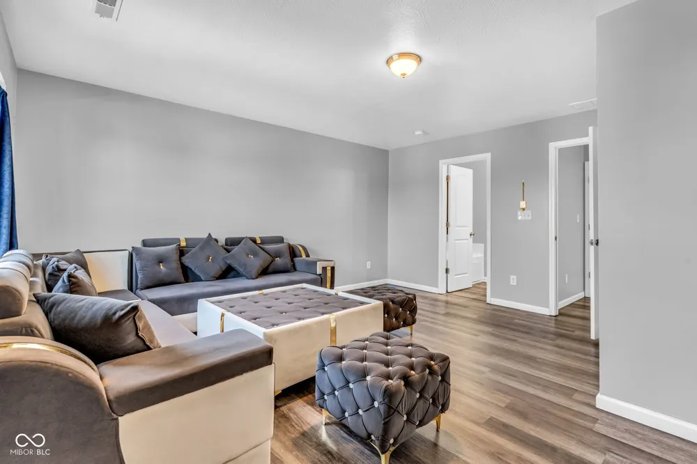 5859 Edelle Drive Indianapolis, IN 46237