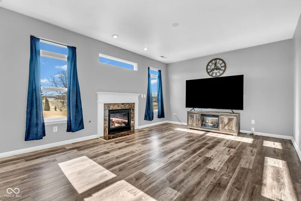 5859 Edelle Drive Indianapolis, IN 46237