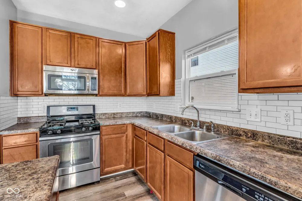 5859 Edelle Drive Indianapolis, IN 46237