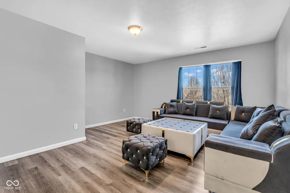 5859 Edelle Drive Indianapolis, IN 46237