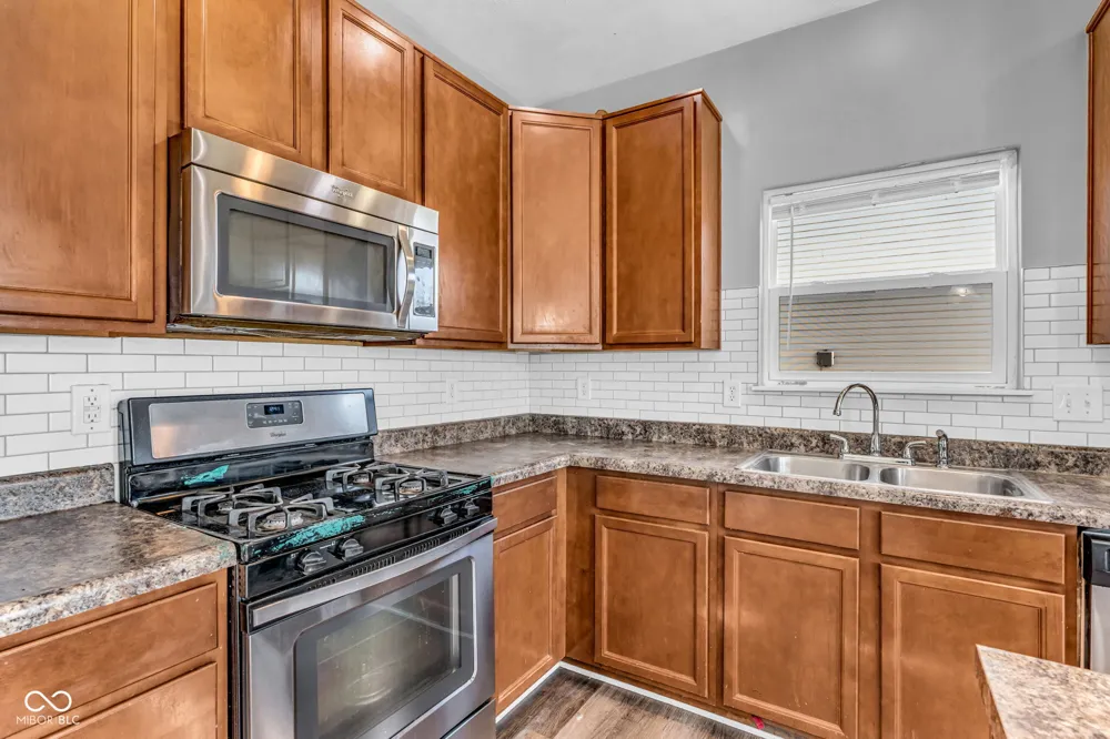 5859 Edelle Drive Indianapolis, IN 46237
