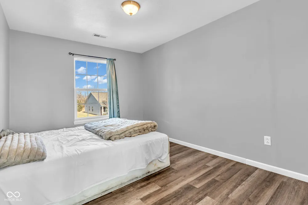 5859 Edelle Drive Indianapolis, IN 46237