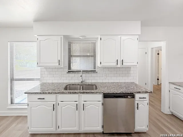 8346 Athenian Universal City, TX 78148