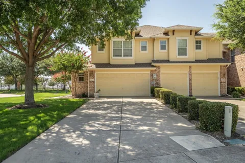 5315 Crimson Oaks Drive
