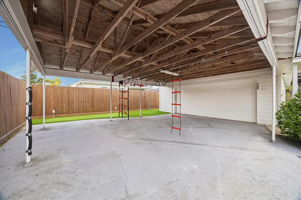 1232 Chantilly Lane Houston, TX 77018