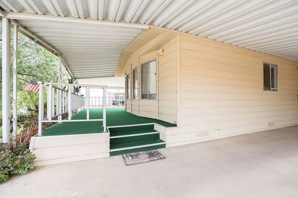 282 La Paloma San Jacinto, CA 92582