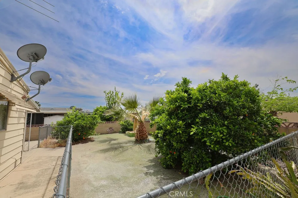 282 La Paloma San Jacinto, CA 92582