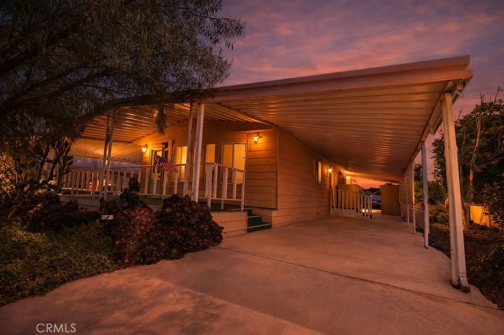 282 La Paloma San Jacinto, CA 92582