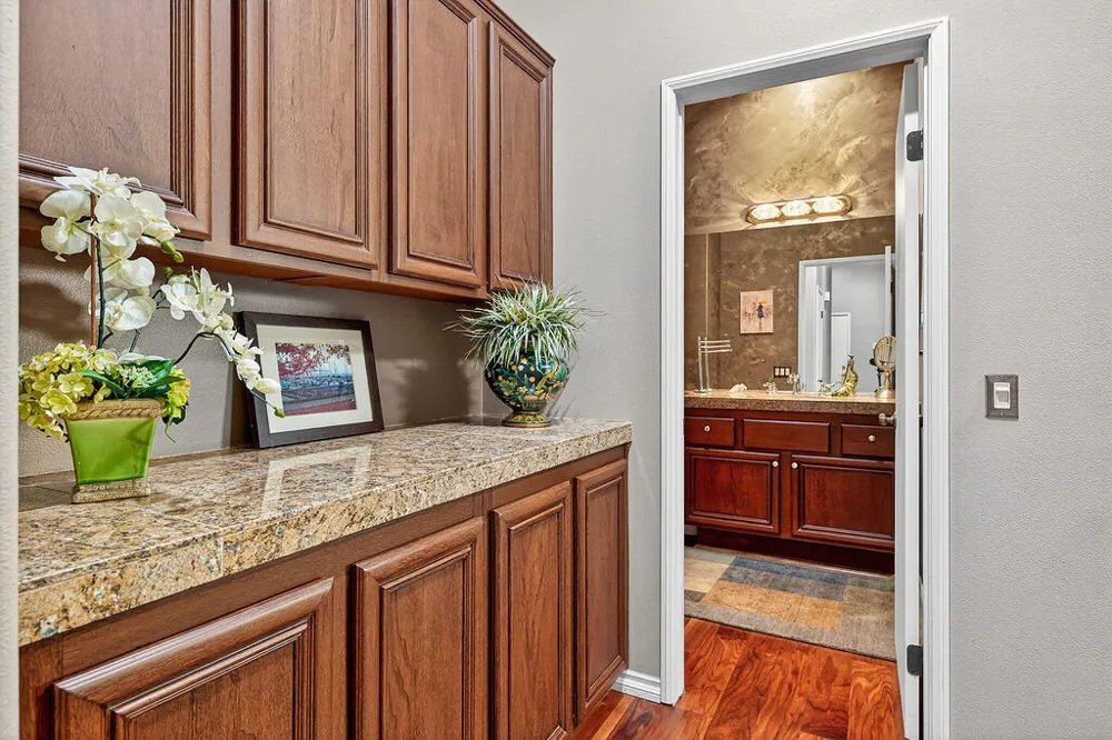 128 Kavenish Drive Rancho Mirage, CA 92270