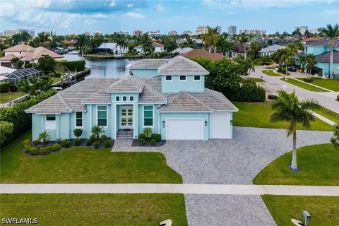 S Heathwood Drive