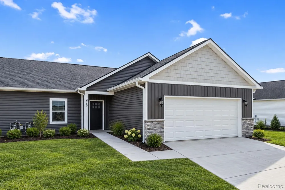 2295 Gilder Drive Marion Township, MI 48843