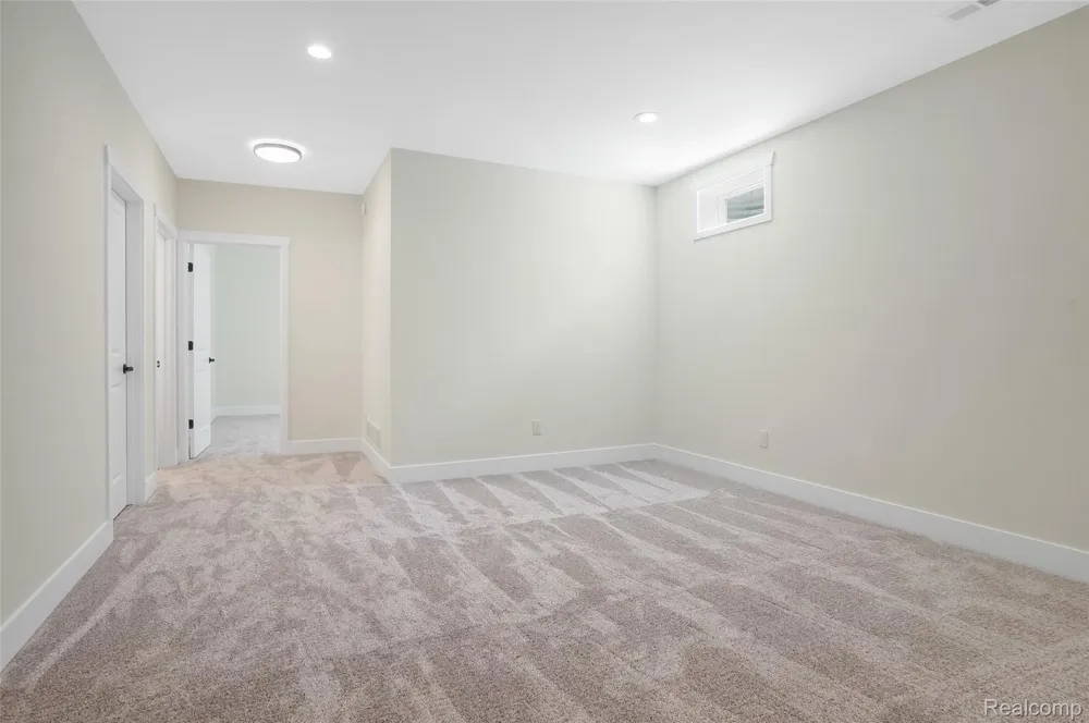 2295 Gilder Drive Marion Township, MI 48843