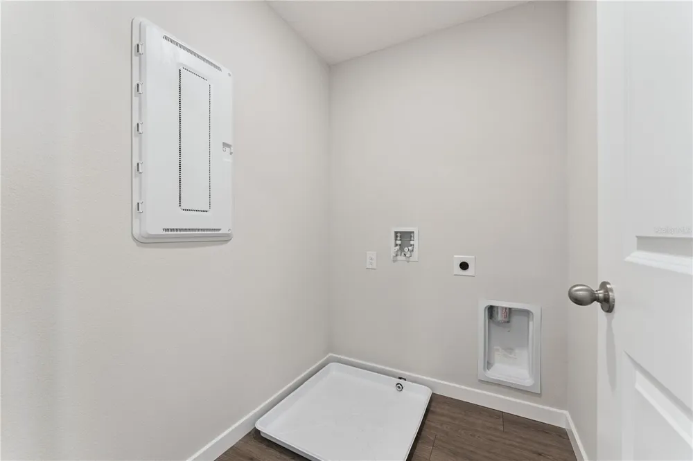 1847 SOUTHBURY DRIVE Kissimmee, FL 34744