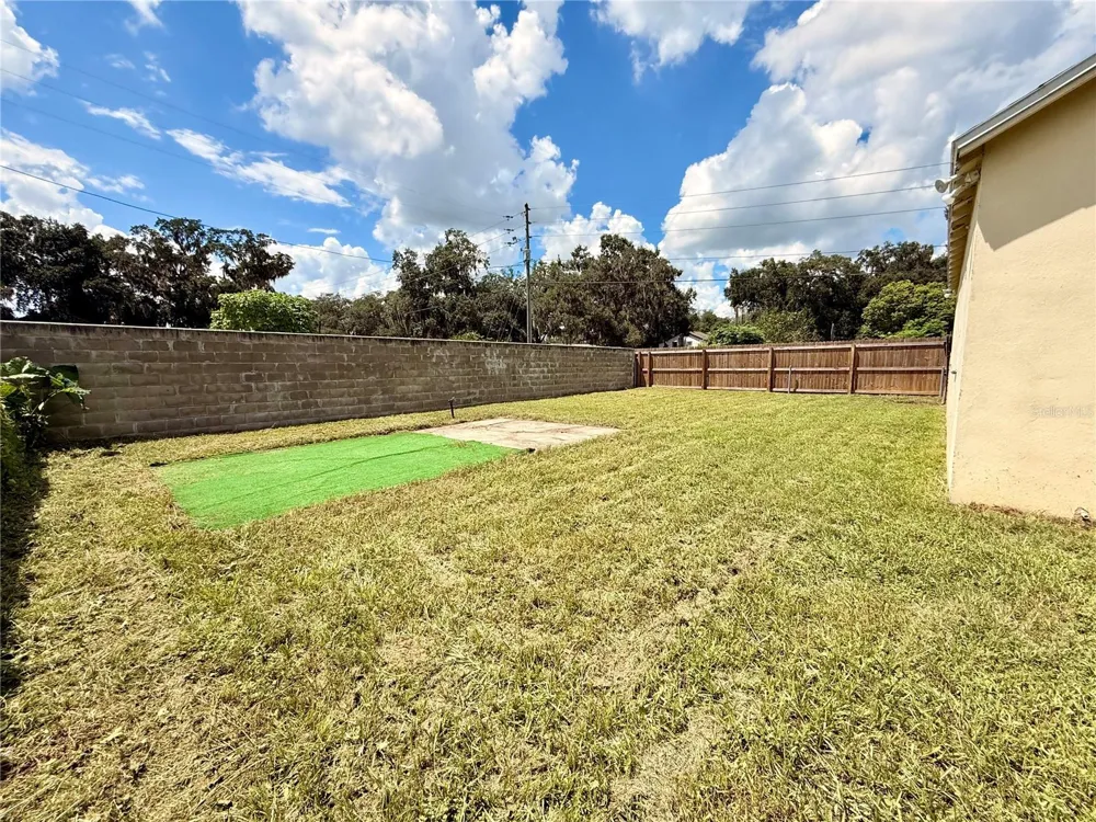 5141 3RD STREET Zephyrhills, FL 33542