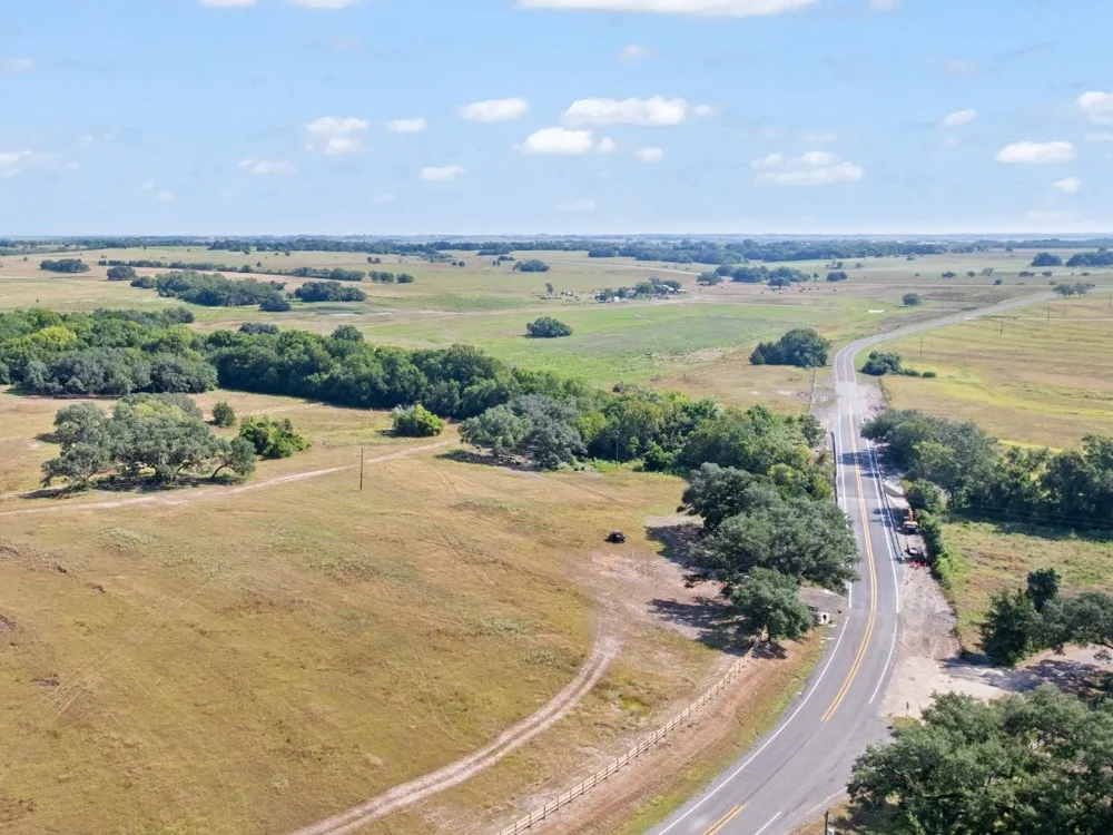 2769 FM 956 Schulenburg, TX 78956