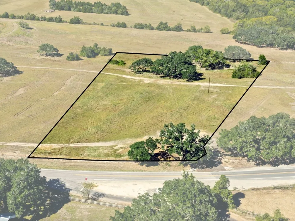 2769 FM 956 Schulenburg, TX 78956