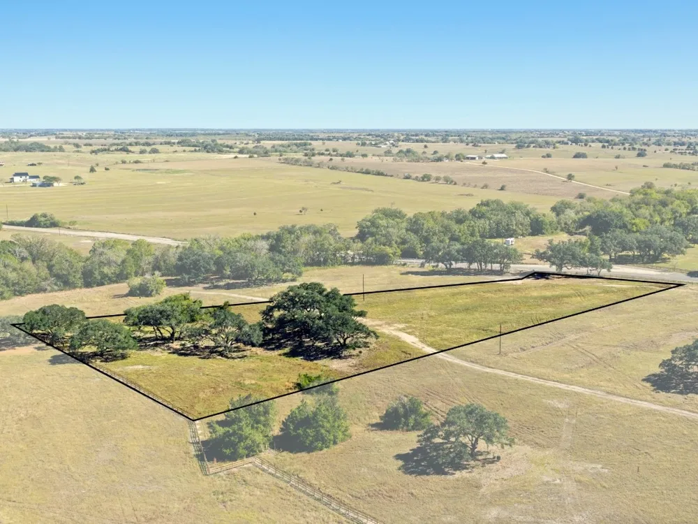 2769 FM 956 Schulenburg, TX 78956