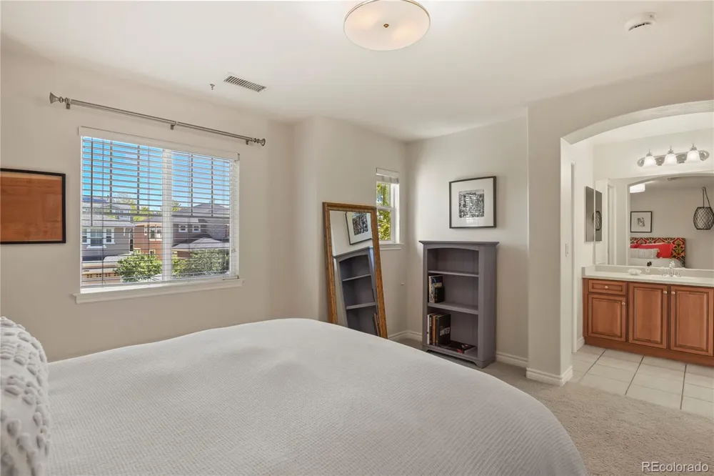 11043 Grayledge Circle Highlands Ranch, CO 80130