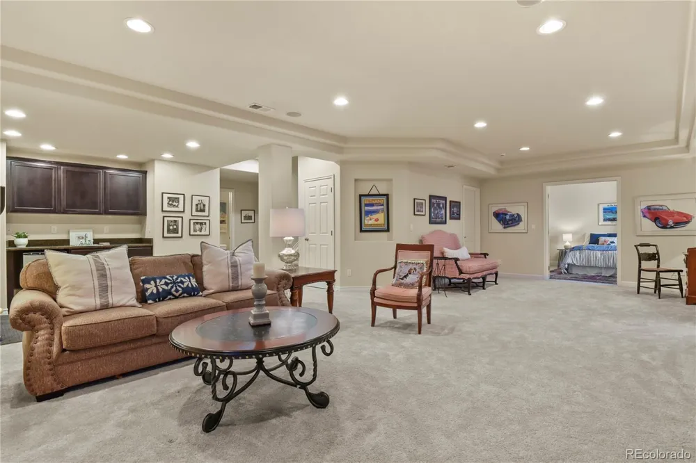 11043 Grayledge Circle Highlands Ranch, CO 80130