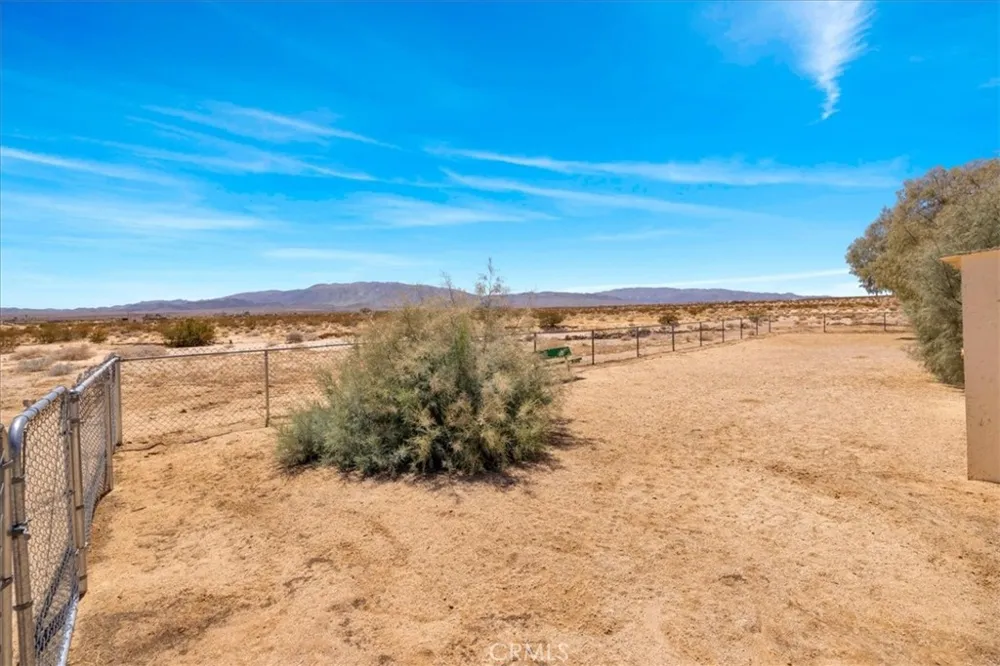 5828 Steeg Road 29 Palms, CA 92277