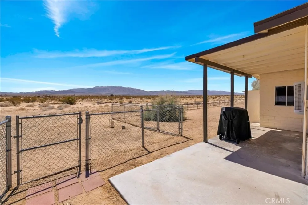 5828 Steeg Road 29 Palms, CA 92277