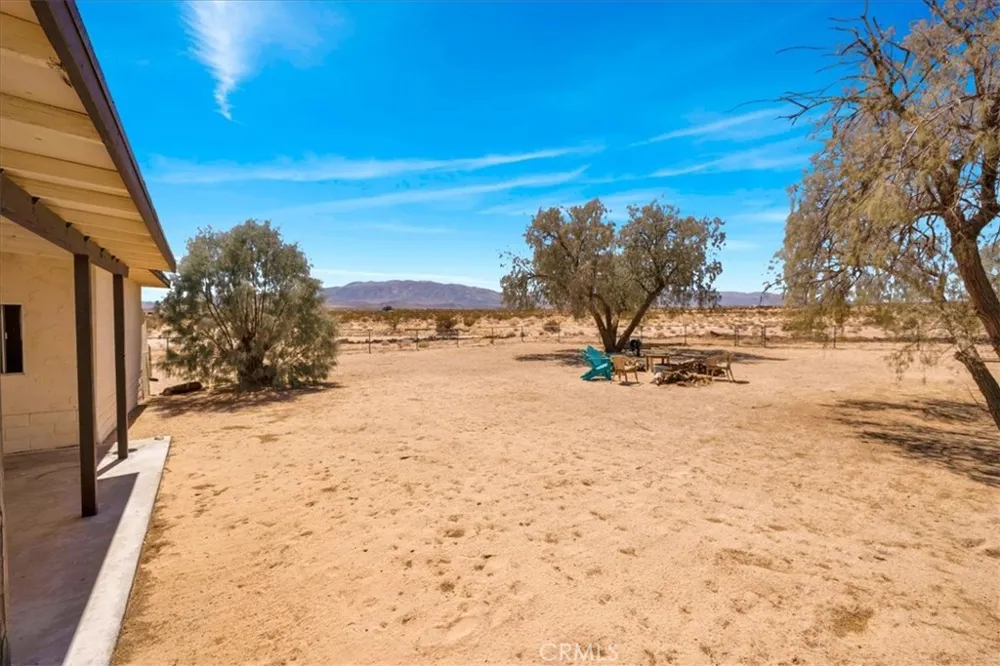5828 Steeg Road 29 Palms, CA 92277