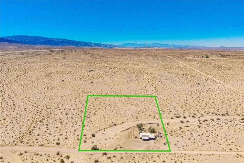 5828 Steeg Road 29 Palms, CA 92277