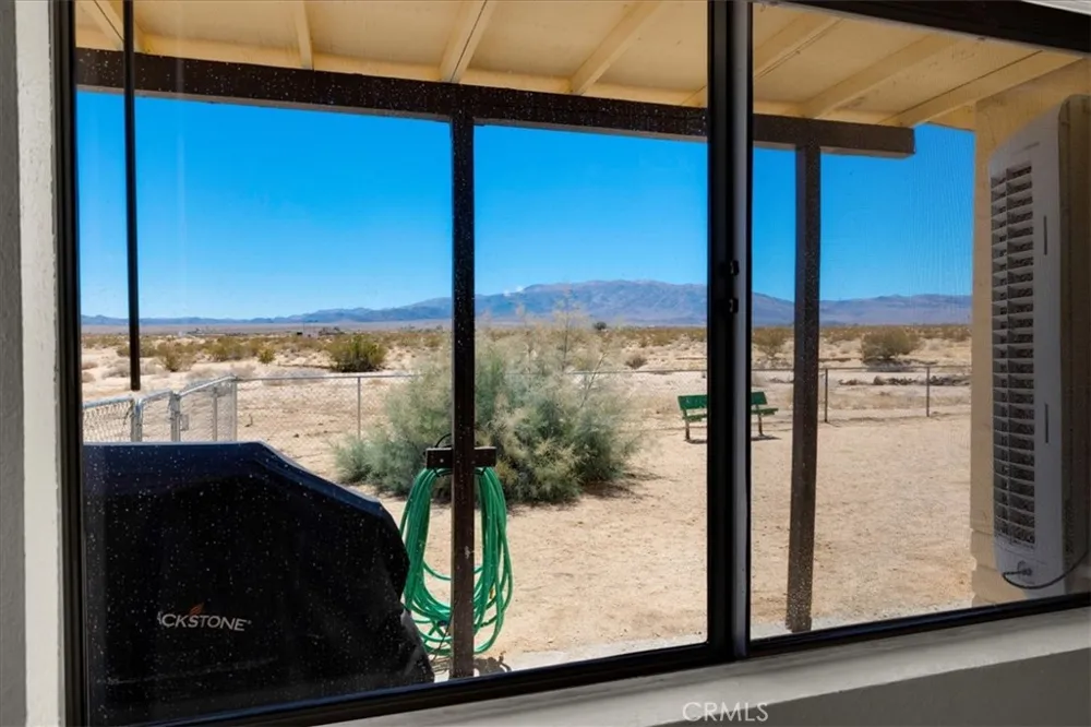 5828 Steeg Road 29 Palms, CA 92277