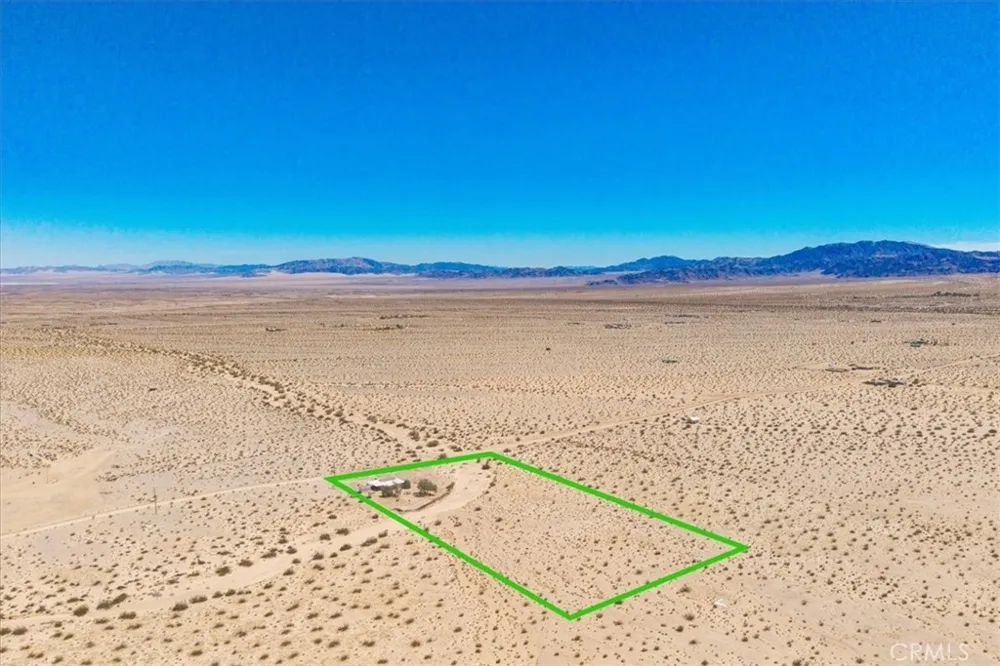 5828 Steeg Road 29 Palms, CA 92277