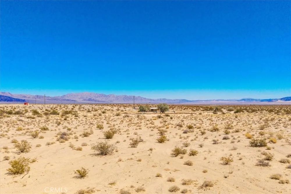 5828 Steeg Road 29 Palms, CA 92277