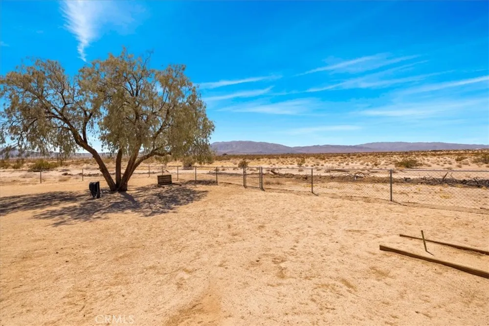 5828 Steeg Road 29 Palms, CA 92277