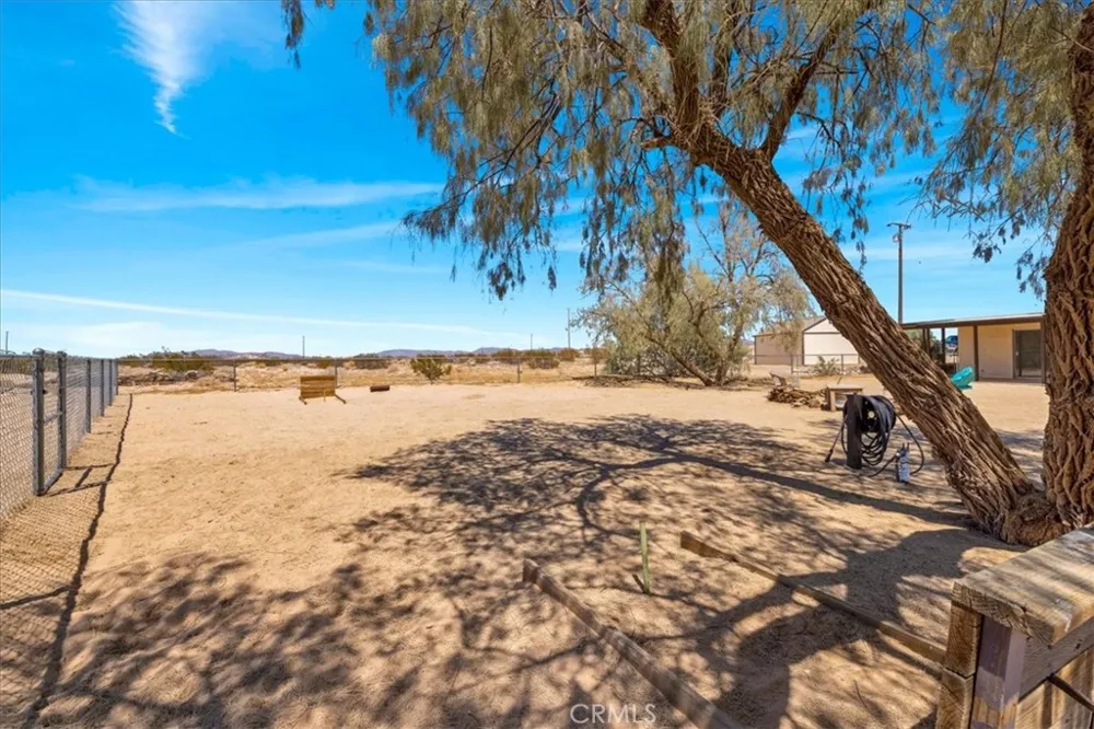 5828 Steeg Road 29 Palms, CA 92277