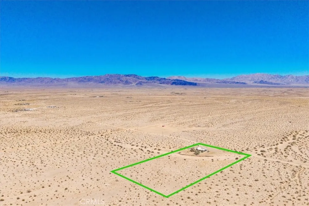 5828 Steeg Road 29 Palms, CA 92277