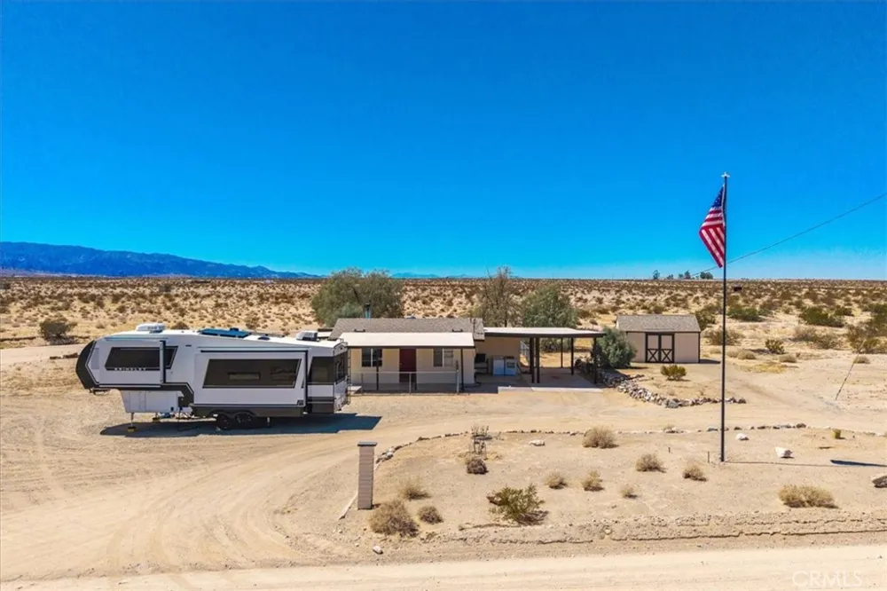 5828 Steeg Road 29 Palms, CA 92277