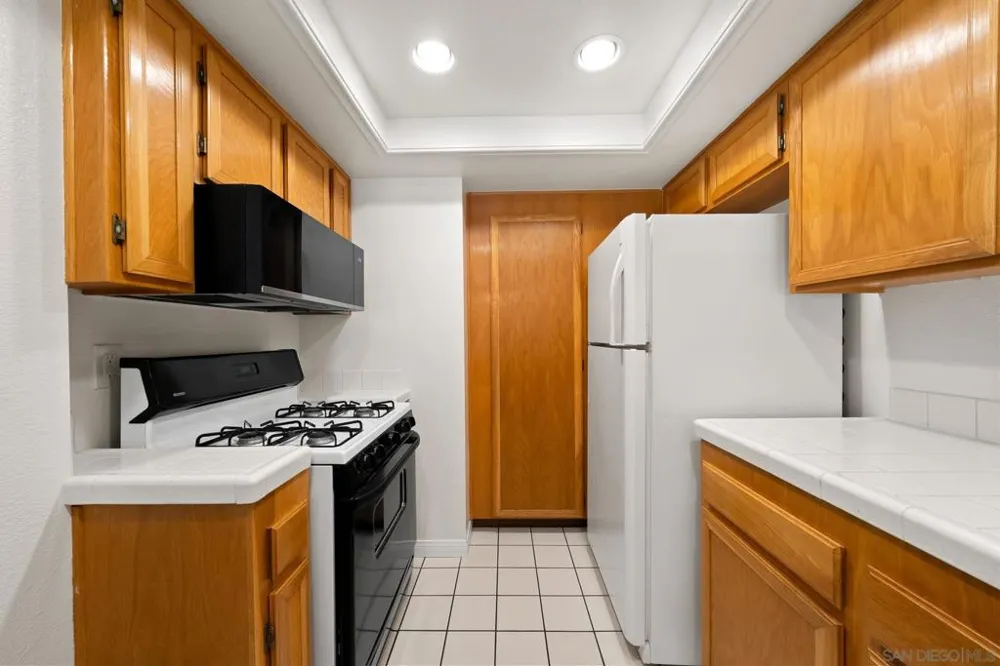 9909 Scripps Westview Way #212 San Diego, CA 92131