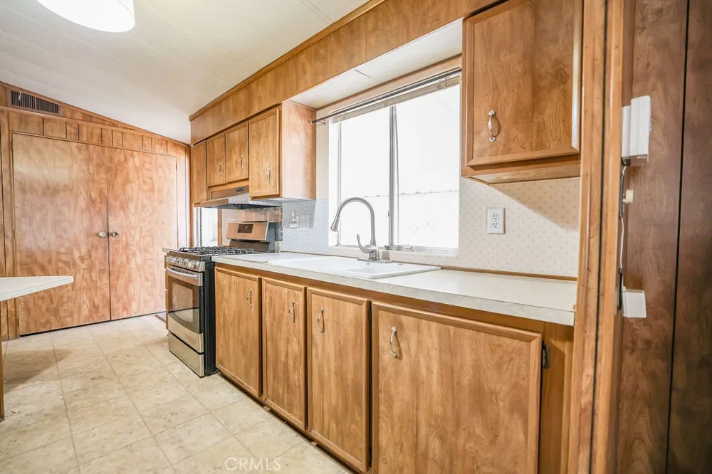 282 La Paloma San Jacinto, CA 92582
