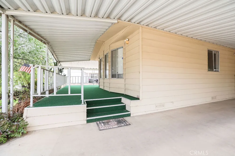 282 La Paloma San Jacinto, CA 92582