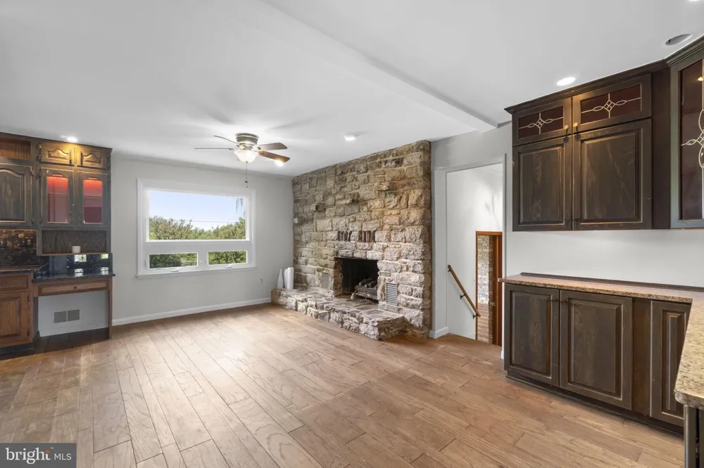6911 SUMMERSWOOD DRIVE Frederick, MD 21702