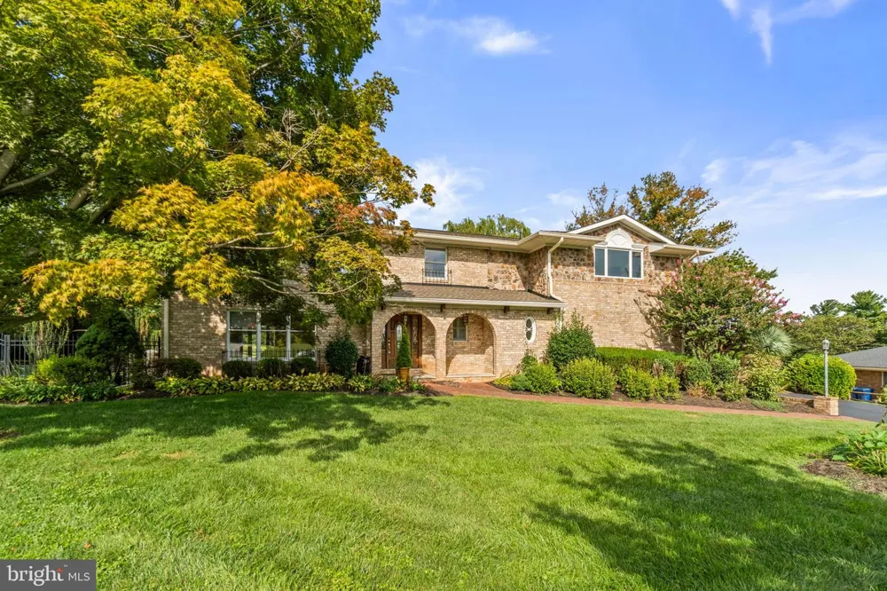 6911 SUMMERSWOOD DRIVE Frederick, MD 21702