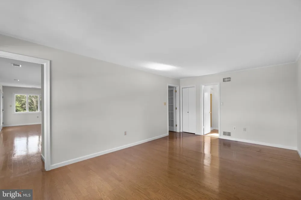 6911 SUMMERSWOOD DRIVE Frederick, MD 21702