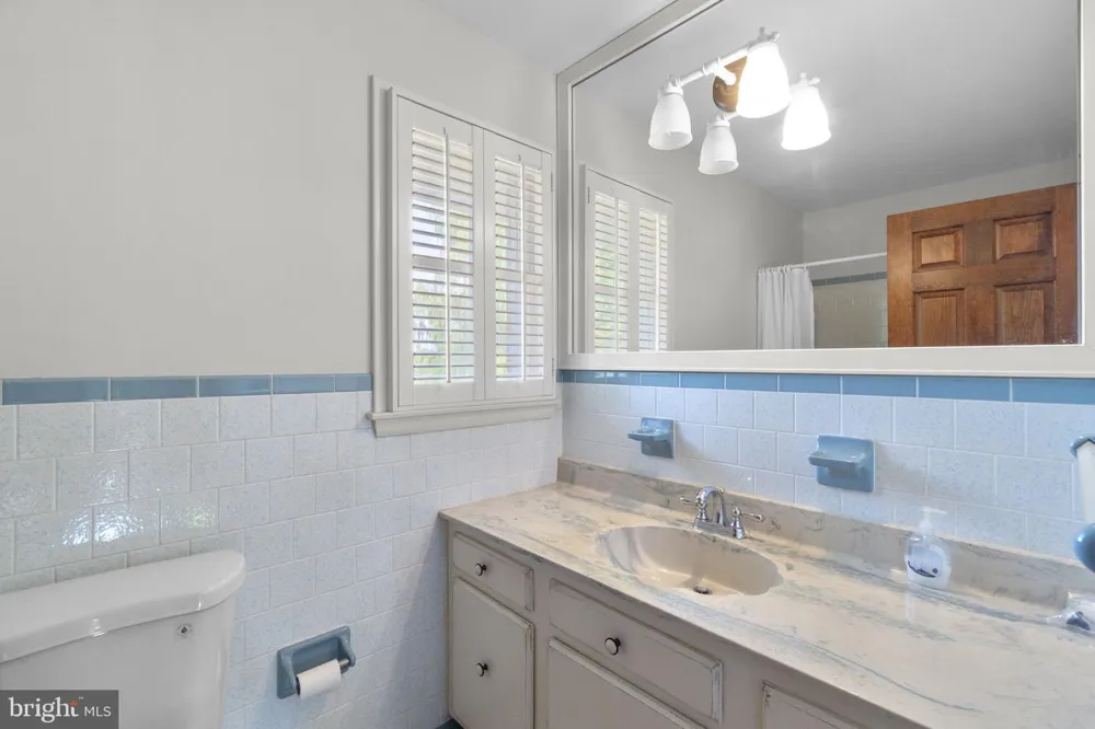6911 SUMMERSWOOD DRIVE Frederick, MD 21702