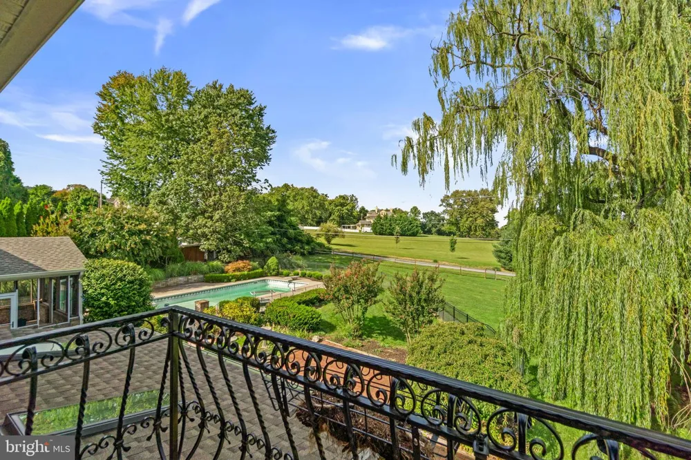 6911 SUMMERSWOOD DRIVE Frederick, MD 21702