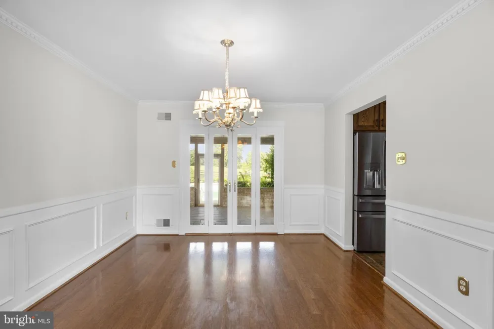 6911 SUMMERSWOOD DRIVE Frederick, MD 21702
