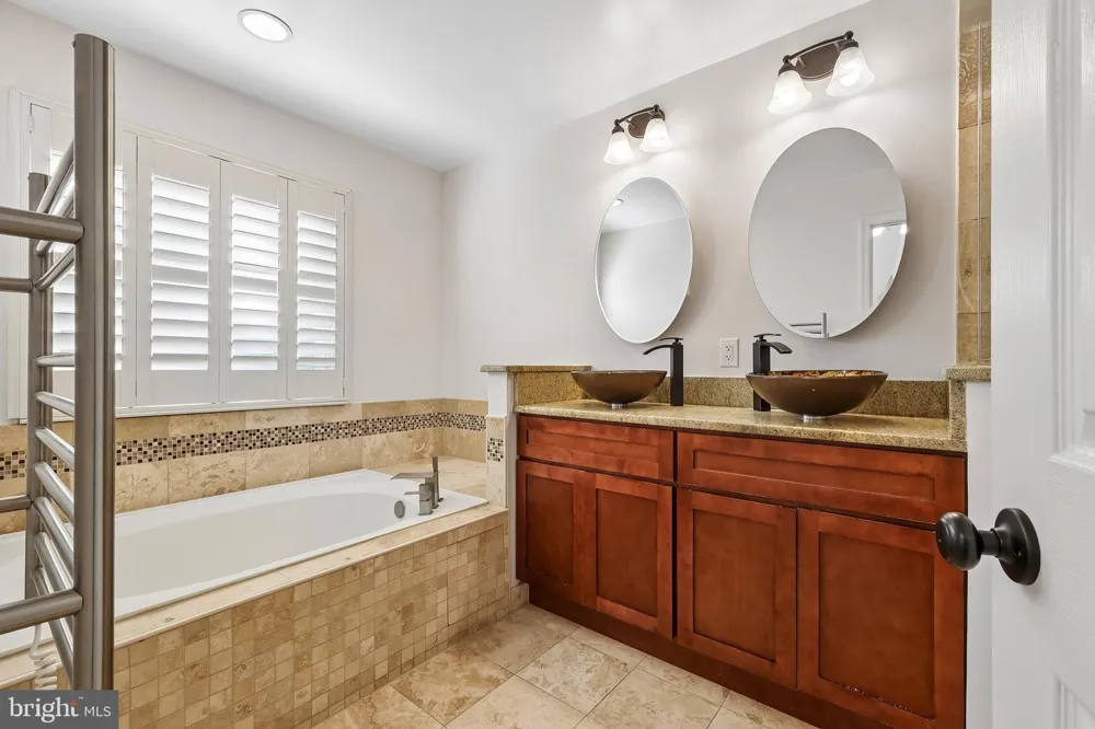 45553 READING TERRACE Sterling, VA 20166