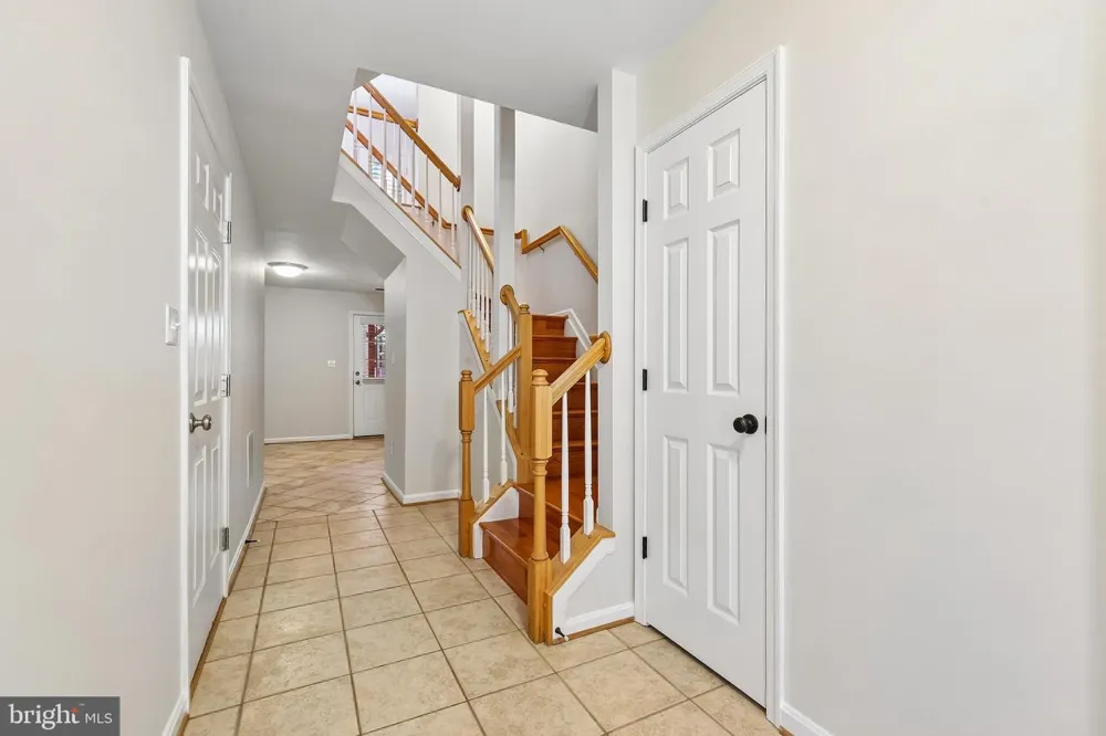 45553 READING TERRACE Sterling, VA 20166