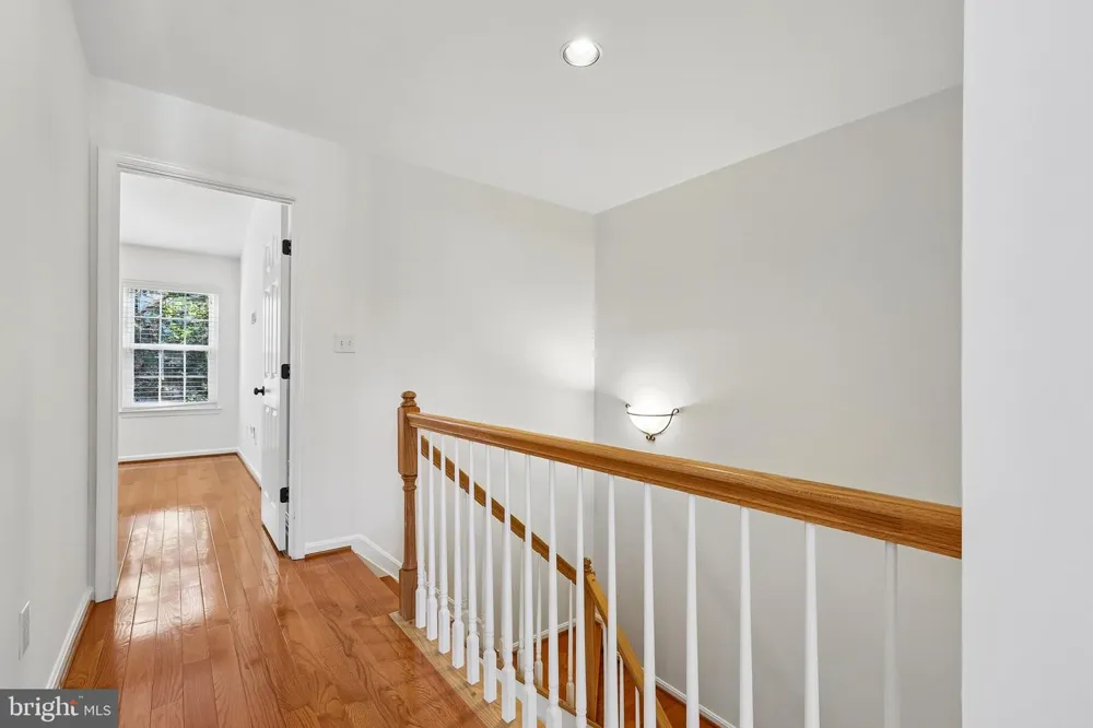 45553 READING TERRACE Sterling, VA 20166