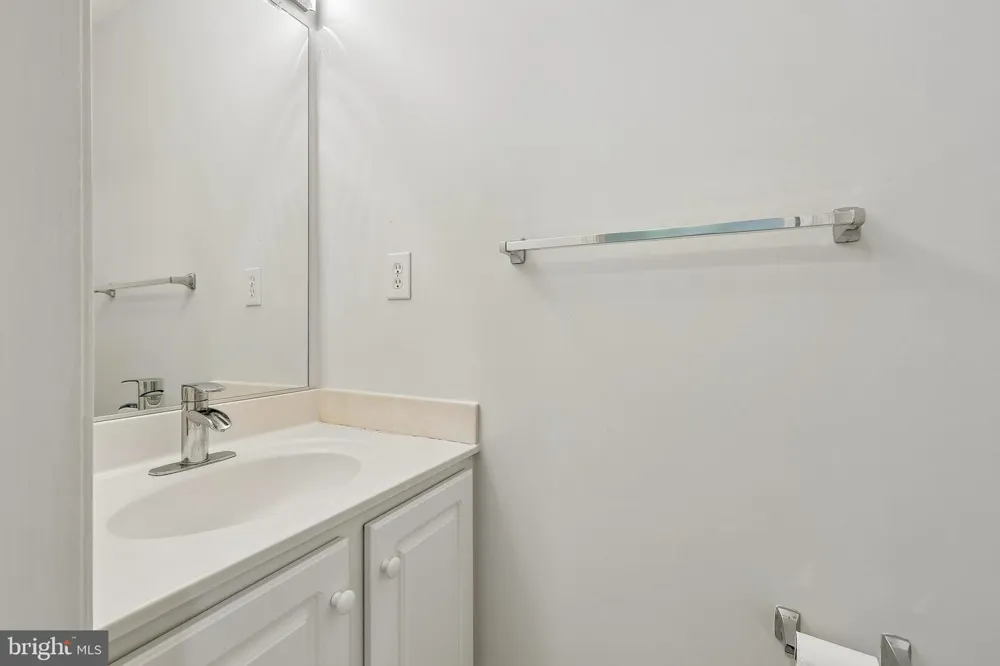 45553 READING TERRACE Sterling, VA 20166